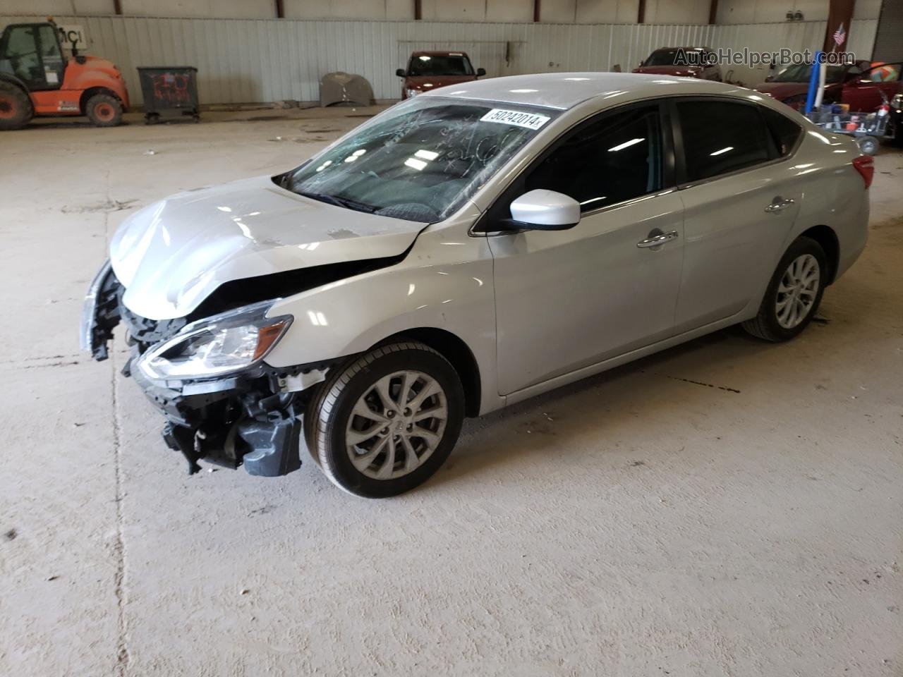 2018 Nissan Sentra S Серебряный vin: 3N1AB7AP2JY235576