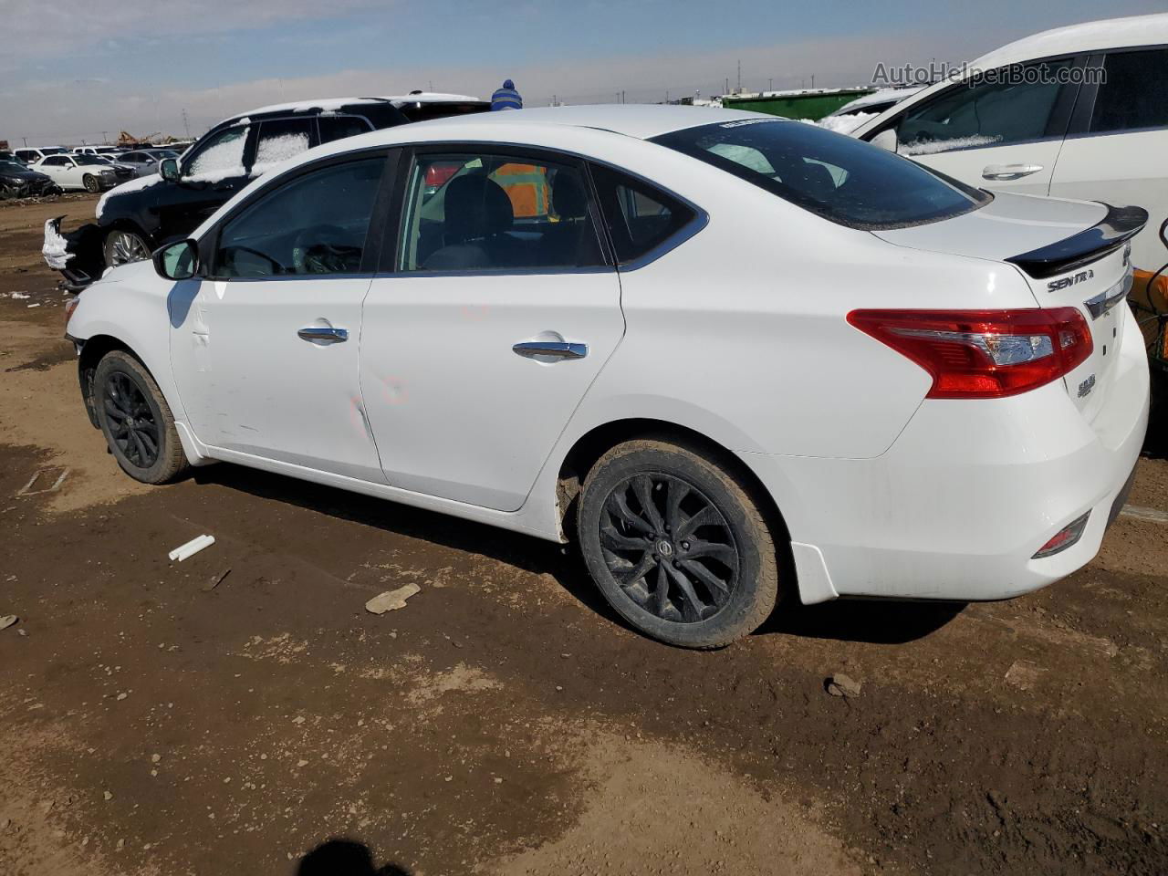 2018 Nissan Sentra S White vin: 3N1AB7AP2JY235951