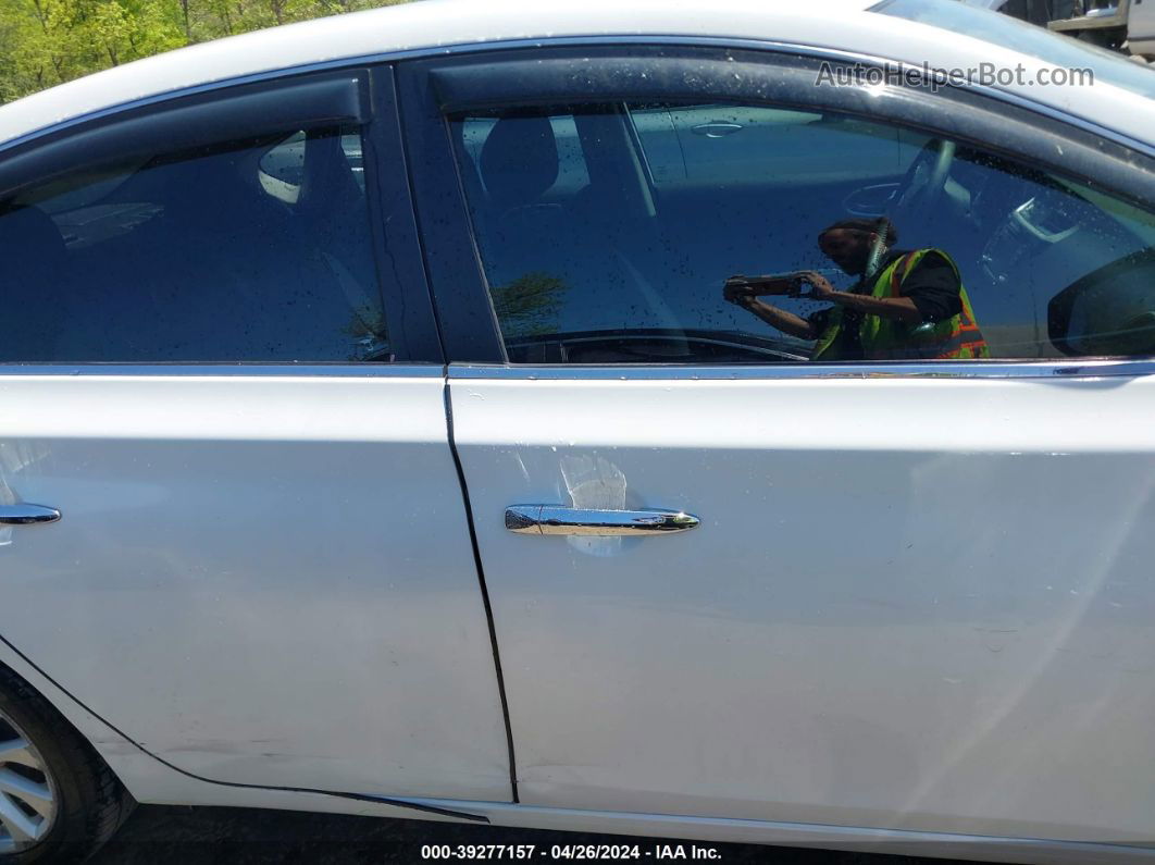 2018 Nissan Sentra Sv White vin: 3N1AB7AP2JY295938