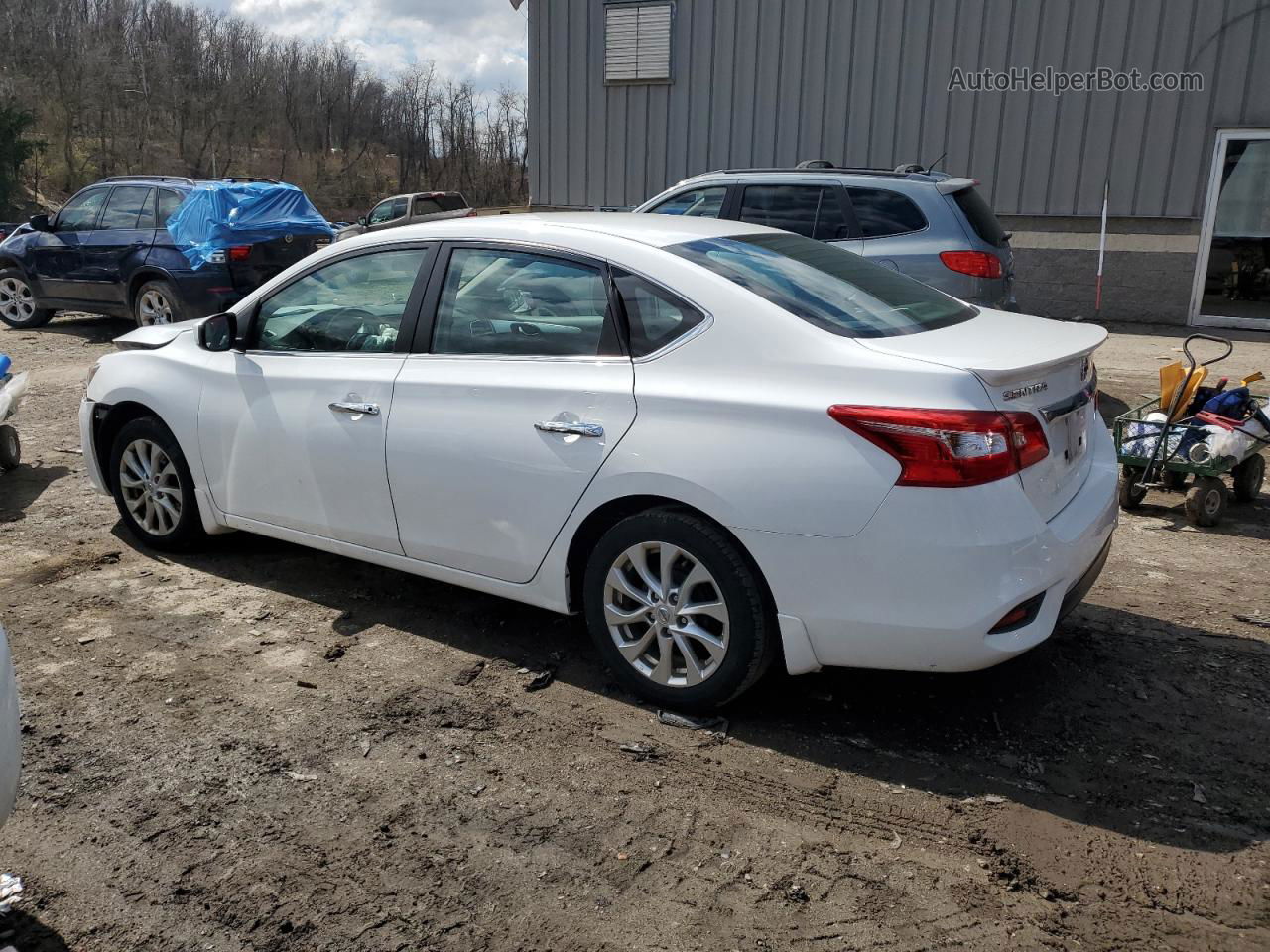 2018 Nissan Sentra S White vin: 3N1AB7AP3JY220150