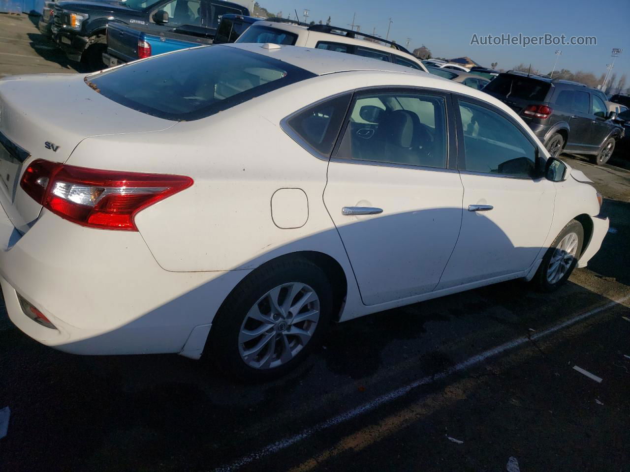 2018 Nissan Sentra S White vin: 3N1AB7AP3JY239457