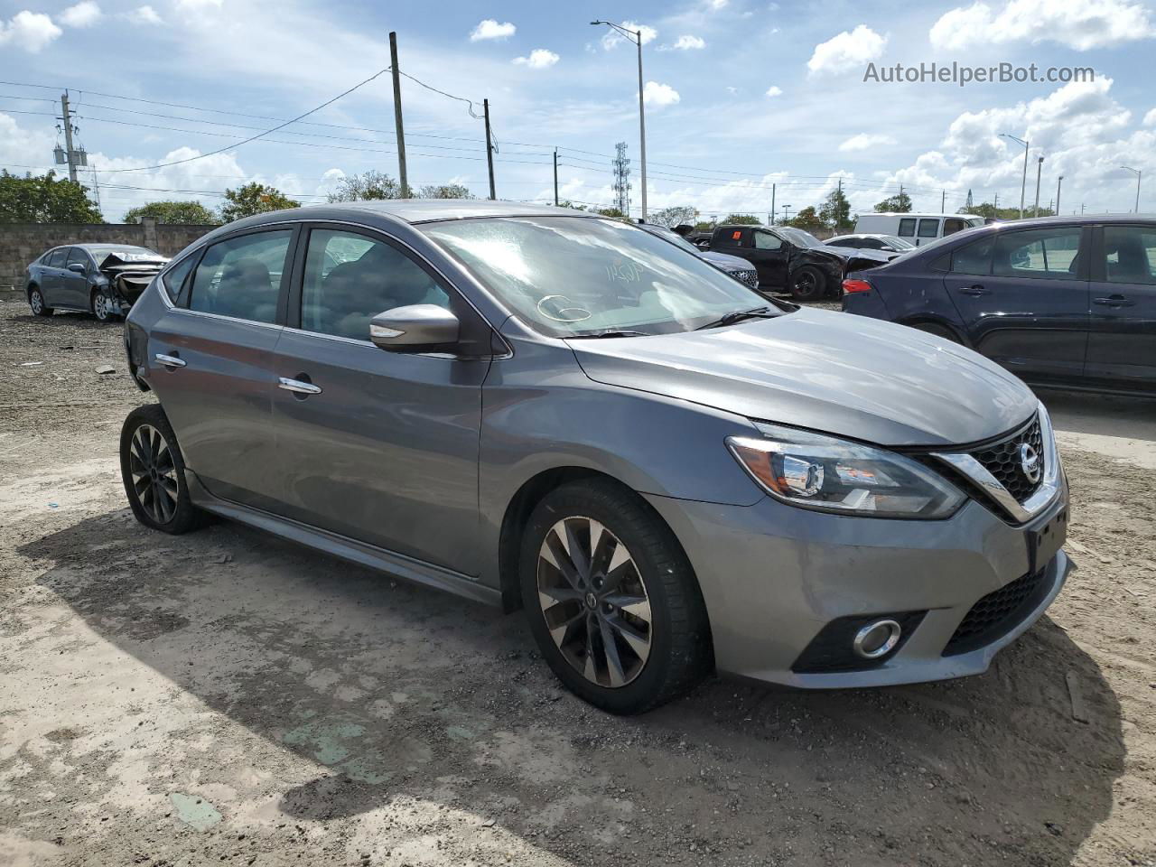 2018 Nissan Sentra S Серебряный vin: 3N1AB7AP3JY241905