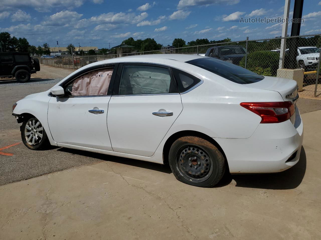 2018 Nissan Sentra S White vin: 3N1AB7AP3JY318725