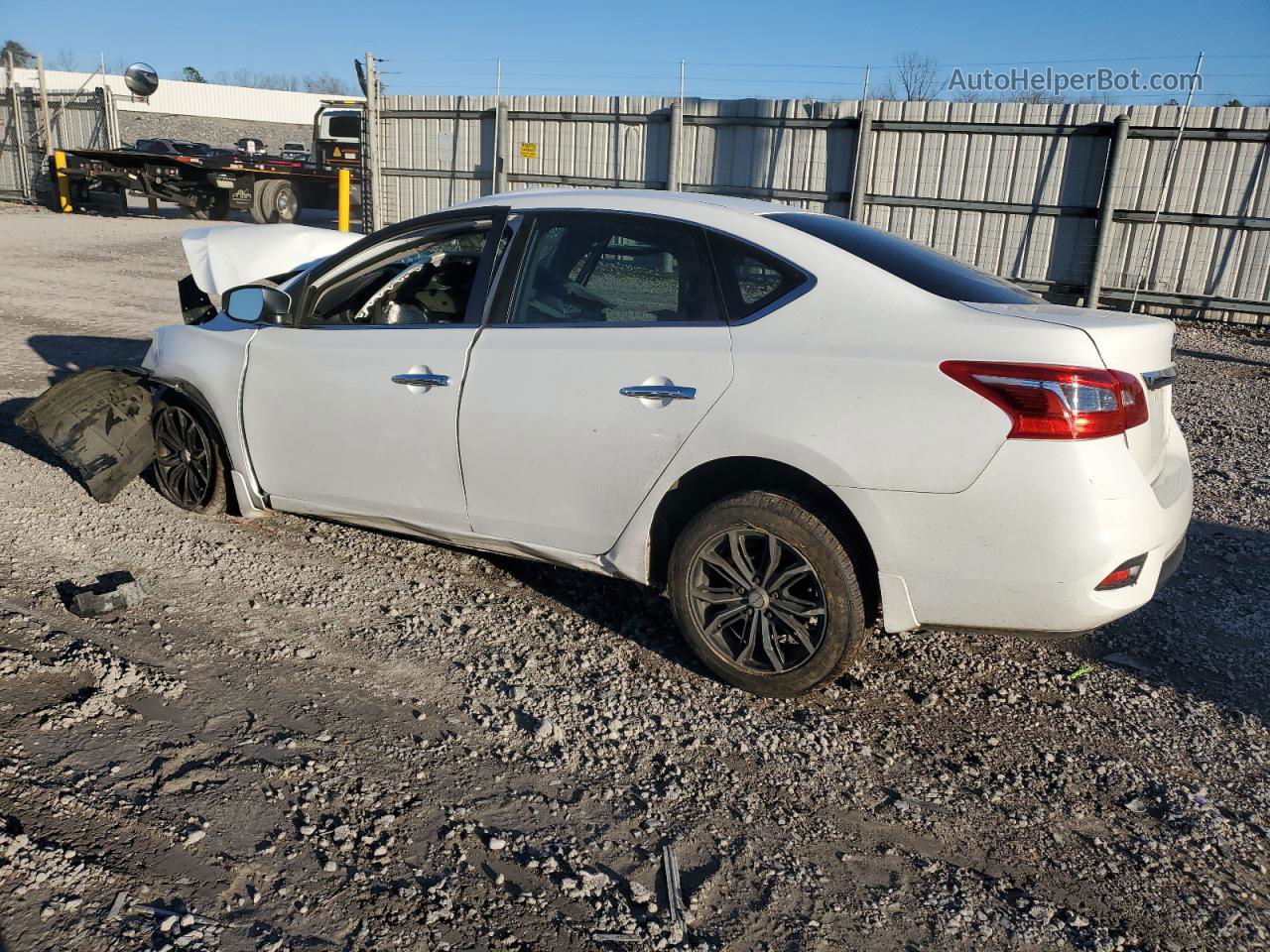 2018 Nissan Sentra S White vin: 3N1AB7AP3JY322922