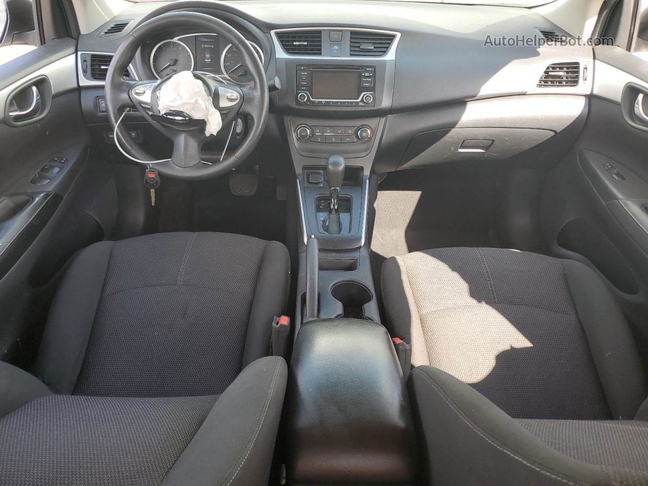 2018 Nissan Sentra S Белый vin: 3N1AB7AP3JY327957