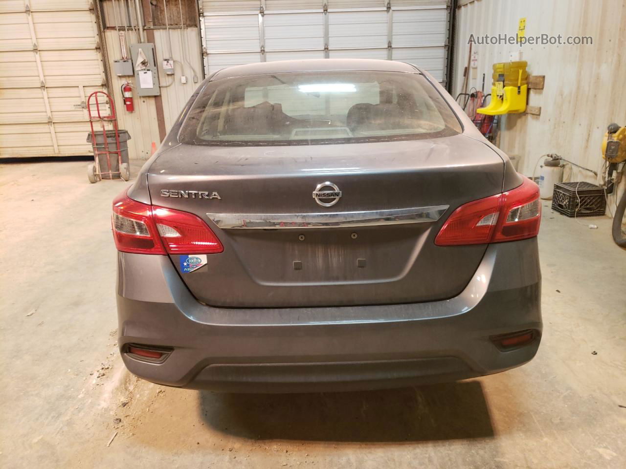 2018 Nissan Sentra S Gray vin: 3N1AB7AP3JY328140