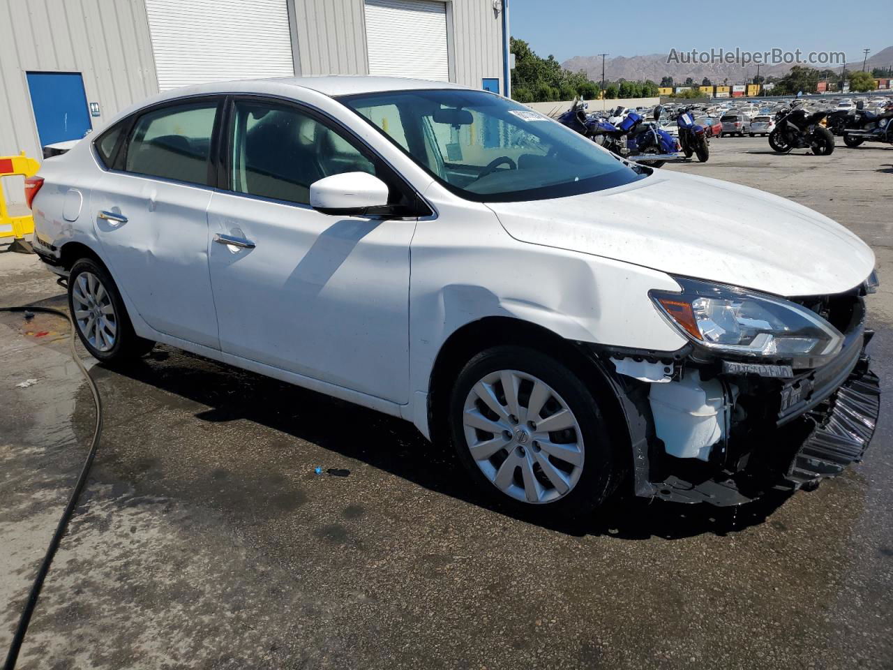 2018 Nissan Sentra S White vin: 3N1AB7AP3JY346072