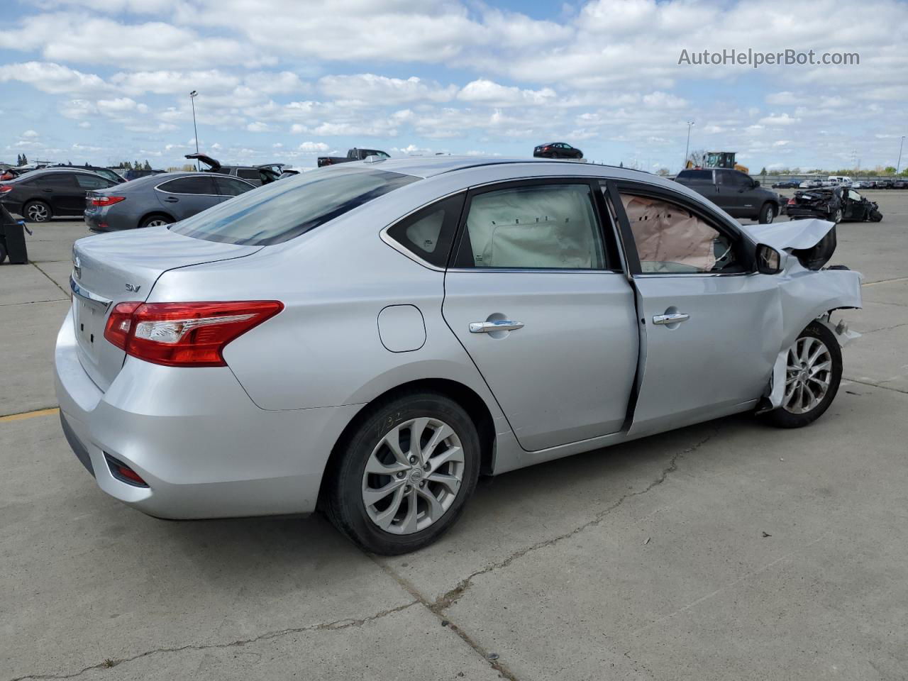 2019 Nissan Sentra S Серебряный vin: 3N1AB7AP3KY447906