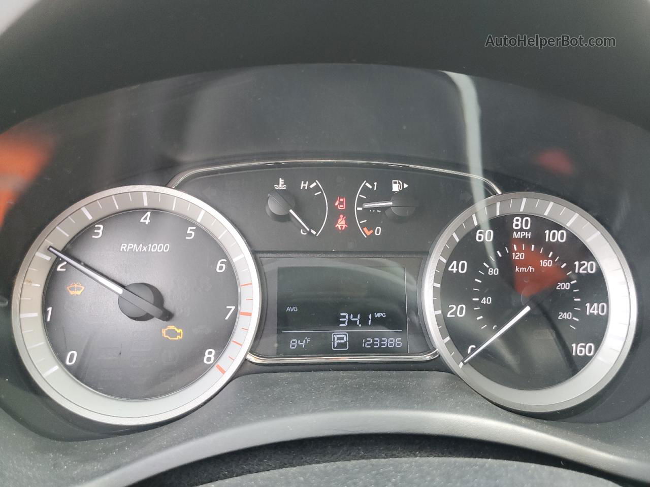 2015 Nissan Sentra S Серебряный vin: 3N1AB7AP4FL643078