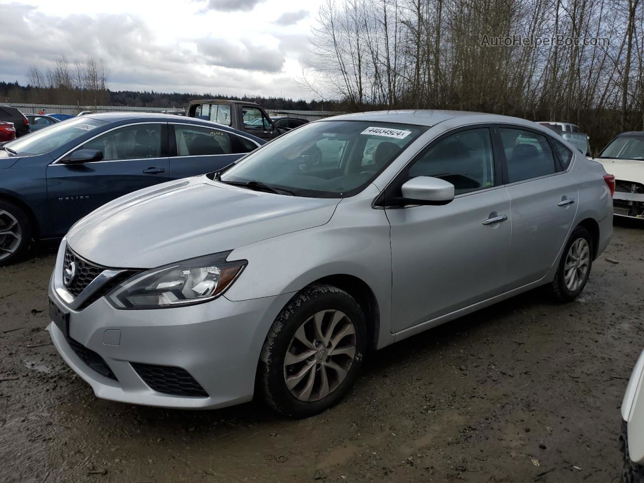 2018 Nissan Sentra S Серебряный vin: 3N1AB7AP4JL628119