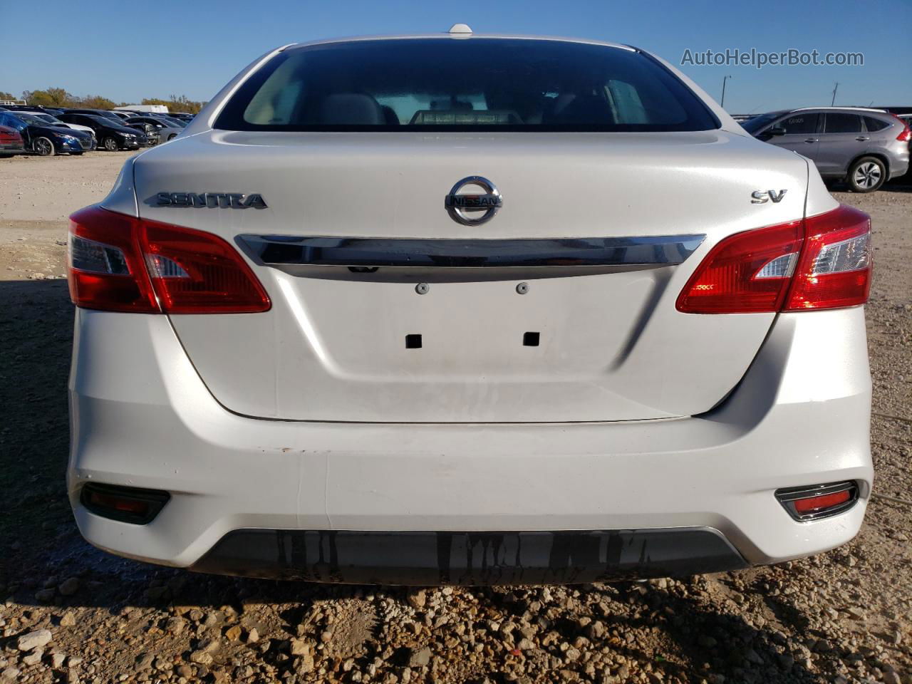 2018 Nissan Sentra S White vin: 3N1AB7AP4JY227656