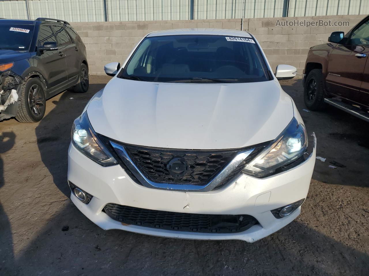 2018 Nissan Sentra S White vin: 3N1AB7AP4JY275934