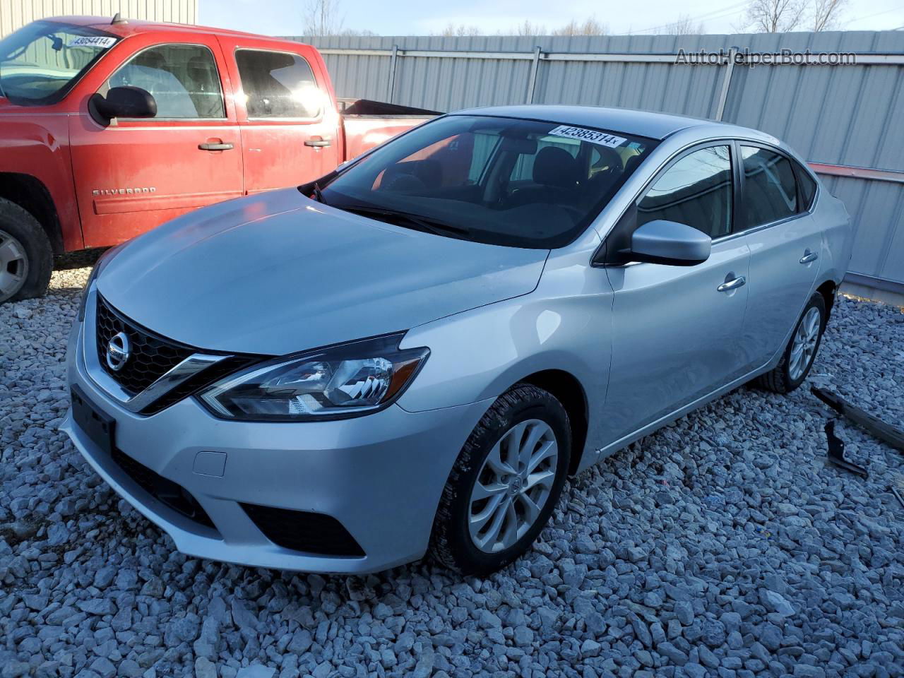 2019 Nissan Sentra S Серебряный vin: 3N1AB7AP4KY357339