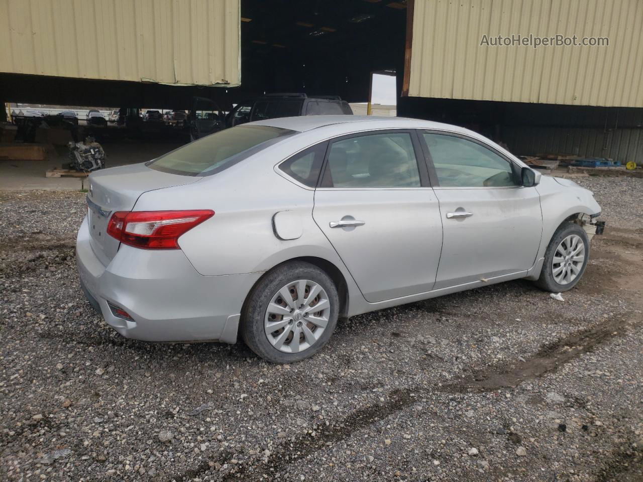 2016 Nissan Sentra S Серебряный vin: 3N1AB7AP5GL684482