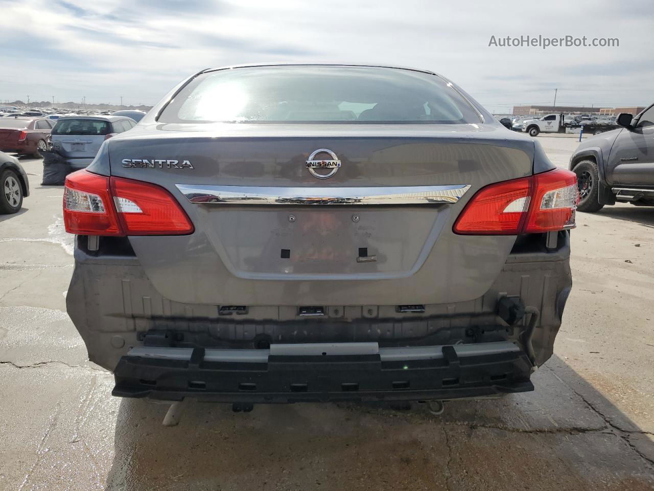 2016 Nissan Sentra S Gray vin: 3N1AB7AP5GY231983