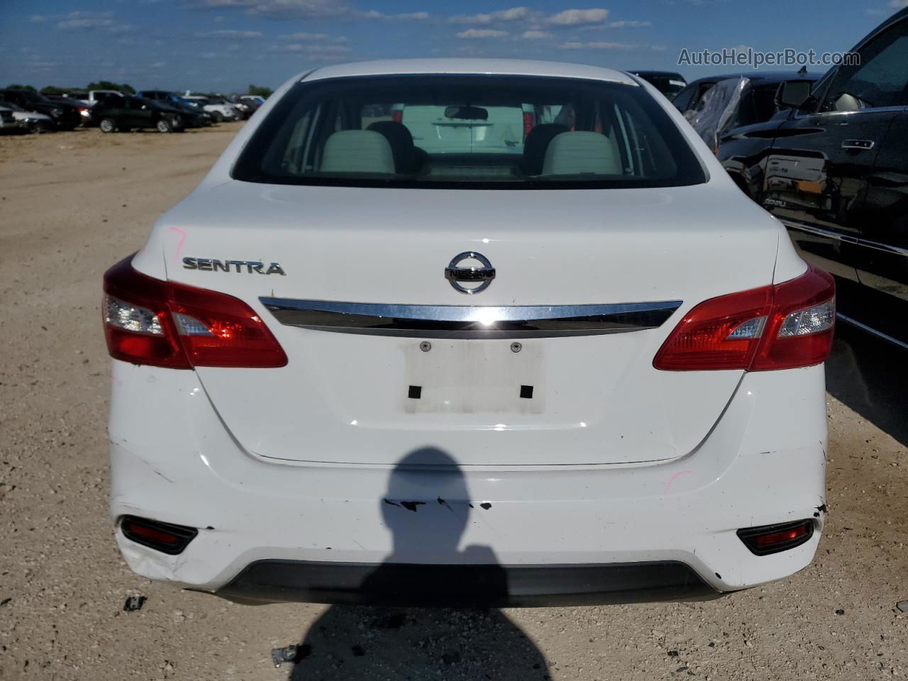 2016 Nissan Sentra S Белый vin: 3N1AB7AP5GY249545