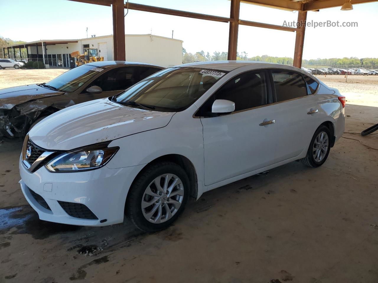 2018 Nissan Sentra S White vin: 3N1AB7AP5JL620708