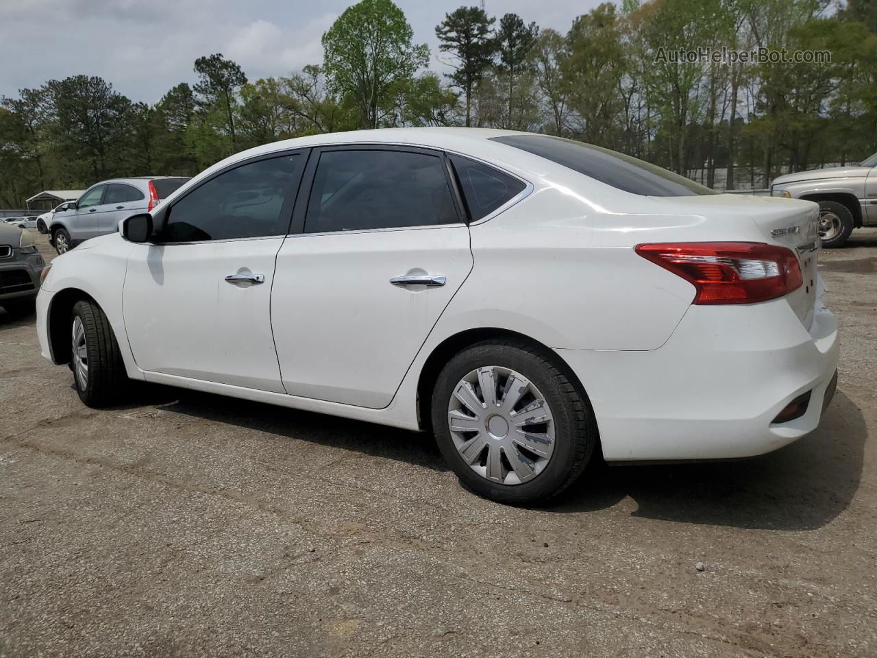 2018 Nissan Sentra S Белый vin: 3N1AB7AP5JY209683