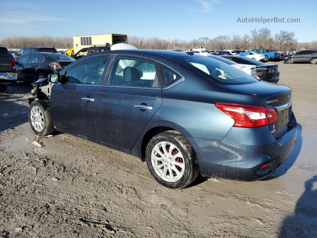 2018 Nissan Sentra S Серый vin: 3N1AB7AP5JY216133