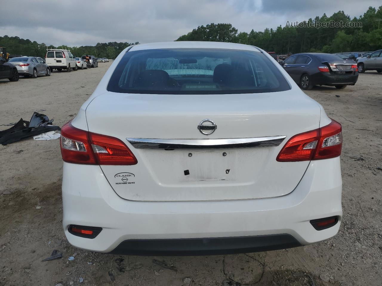 2018 Nissan Sentra S White vin: 3N1AB7AP5JY259404