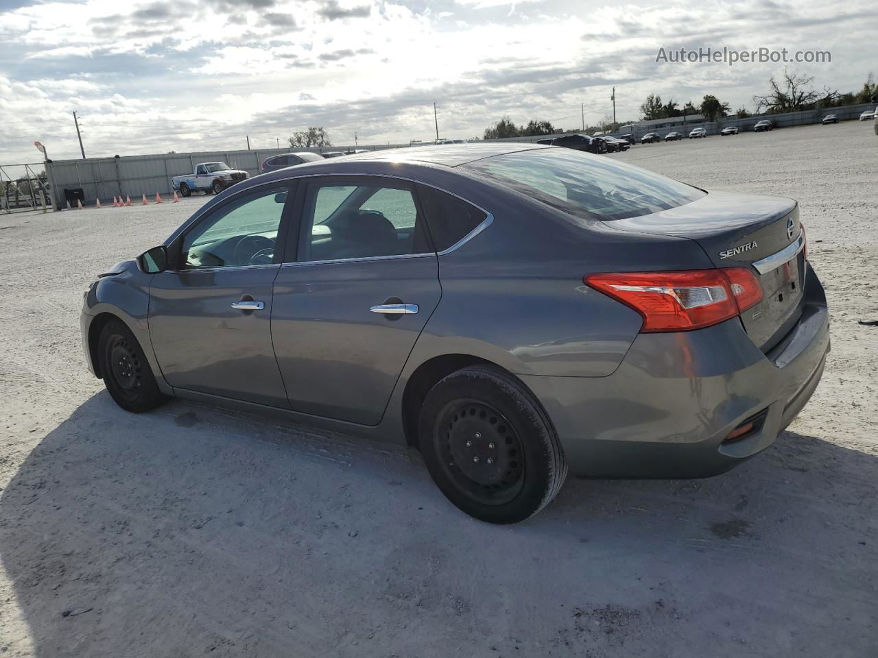 2019 Nissan Sentra S Серый vin: 3N1AB7AP5KY375137