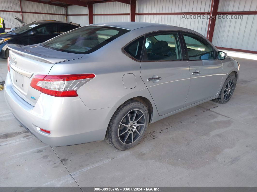 2014 Nissan Sentra S Серебряный vin: 3N1AB7AP6EY242360