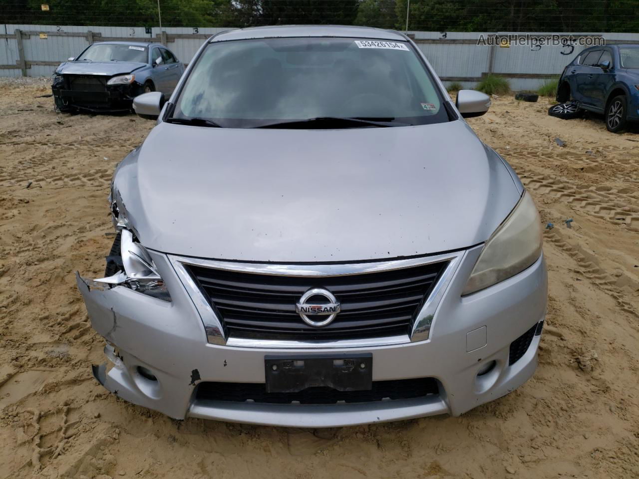 2015 Nissan Sentra S Серебряный vin: 3N1AB7AP6FY218786