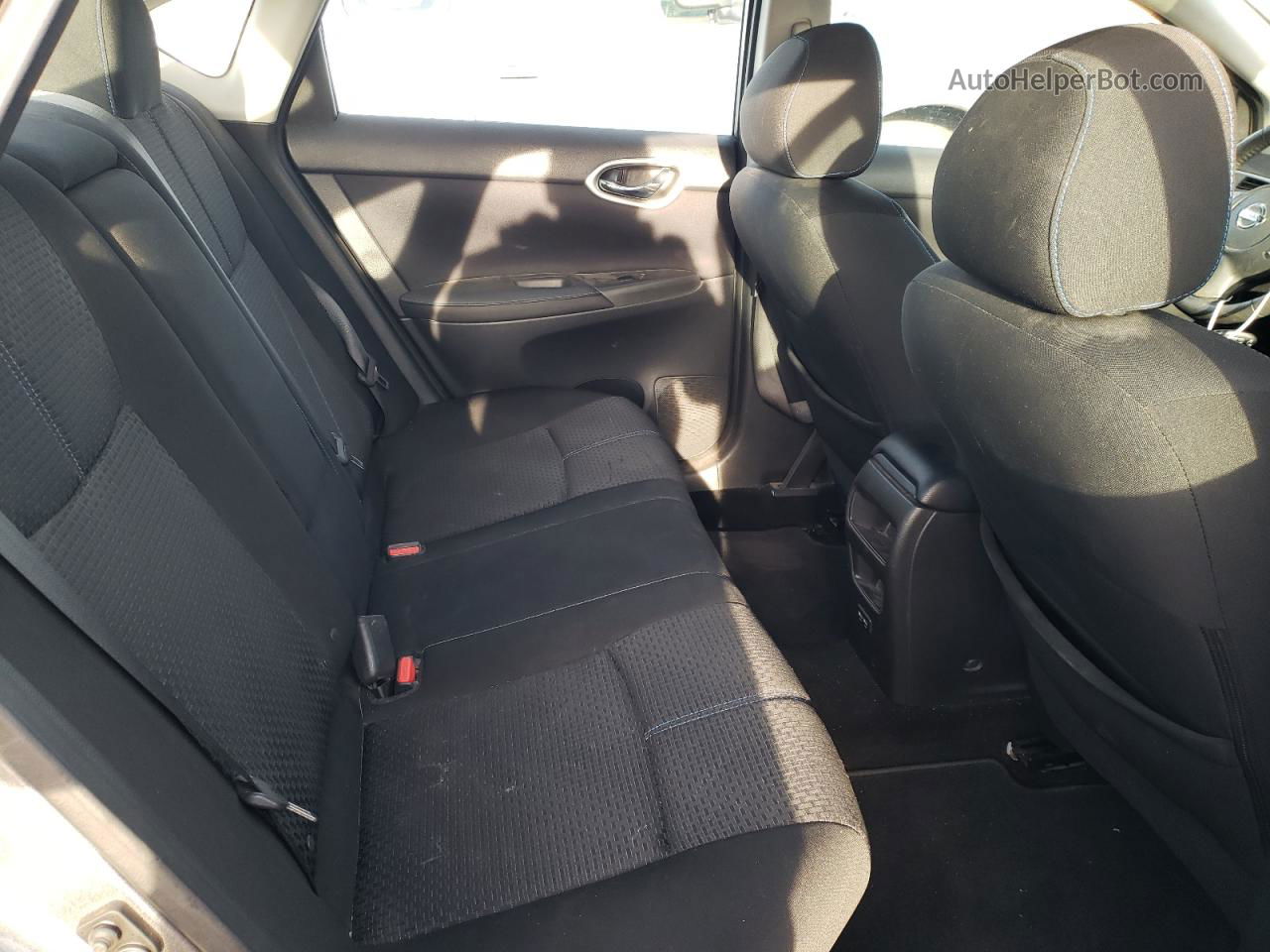 2018 Nissan Sentra S Угольный vin: 3N1AB7AP6JY231465