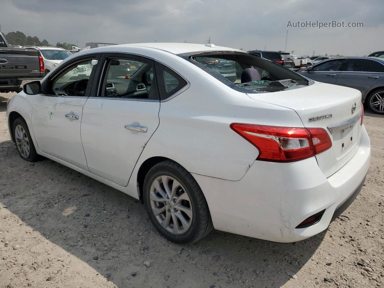 2018 Nissan Sentra S White vin: 3N1AB7AP6JY244975