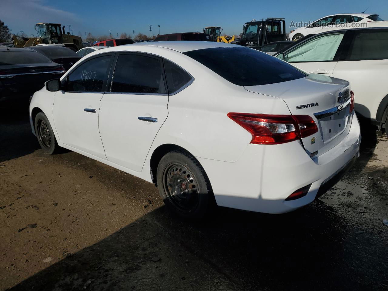 2018 Nissan Sentra S Белый vin: 3N1AB7AP6JY291777