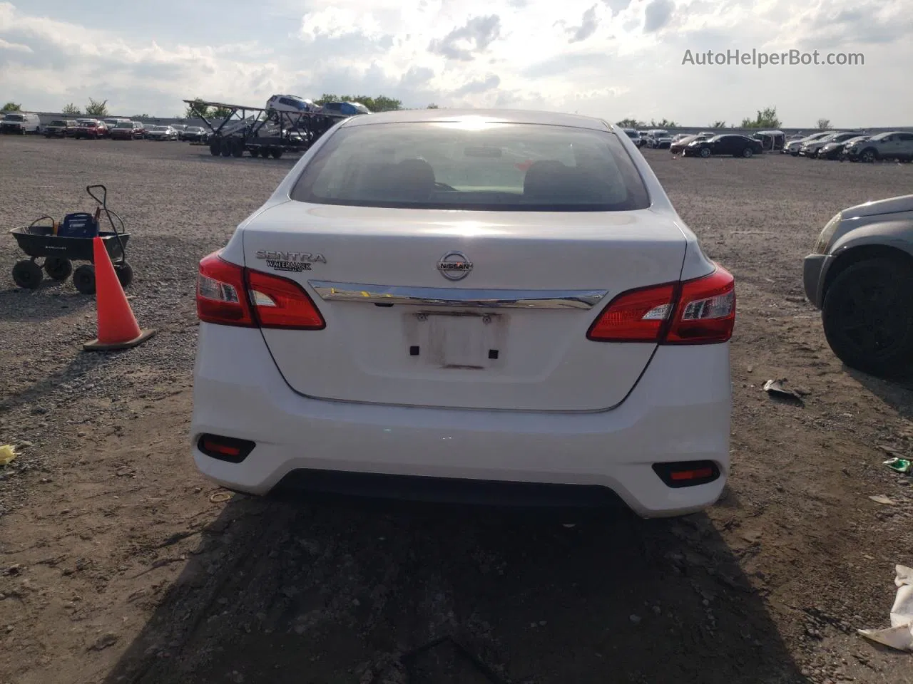 2019 Nissan Sentra S White vin: 3N1AB7AP6KY292767