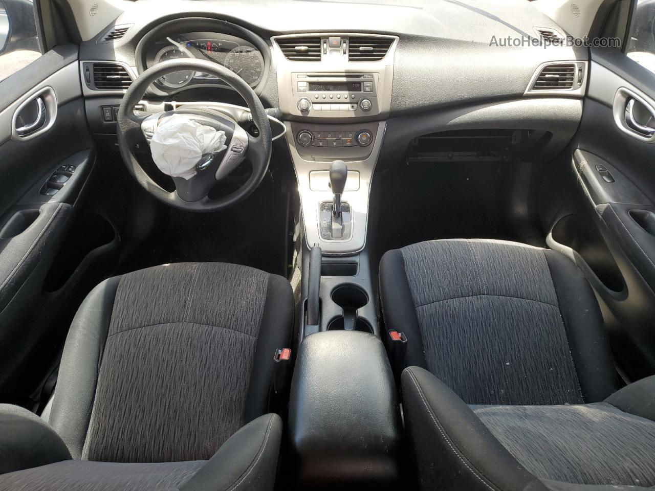 2014 Nissan Sentra S Серебряный vin: 3N1AB7AP7EY228516