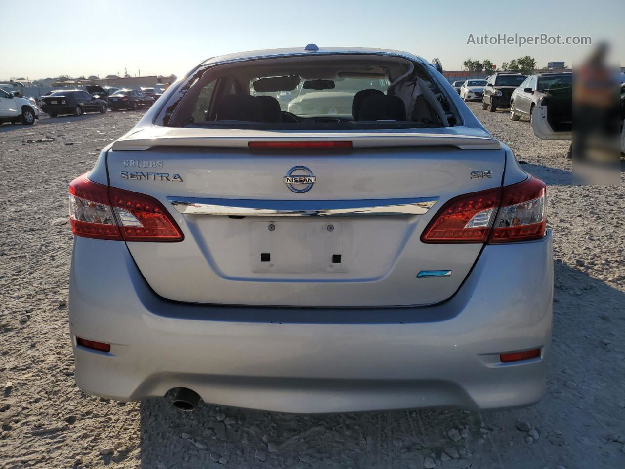 2014 Nissan Sentra S Серебряный vin: 3N1AB7AP7EY316157