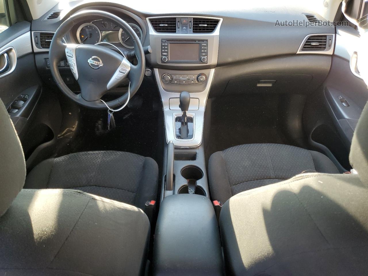 2014 Nissan Sentra S Серебряный vin: 3N1AB7AP7EY316157