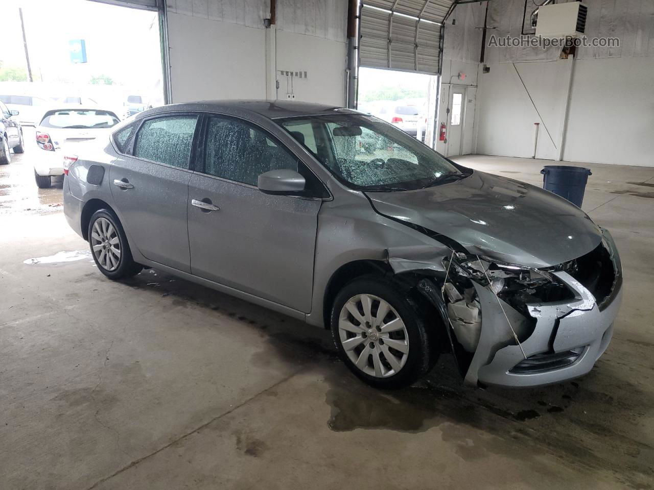 2014 Nissan Sentra S Серебряный vin: 3N1AB7AP7EY333038