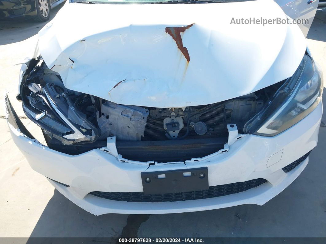 2016 Nissan Sentra   White vin: 3N1AB7AP7GY280117