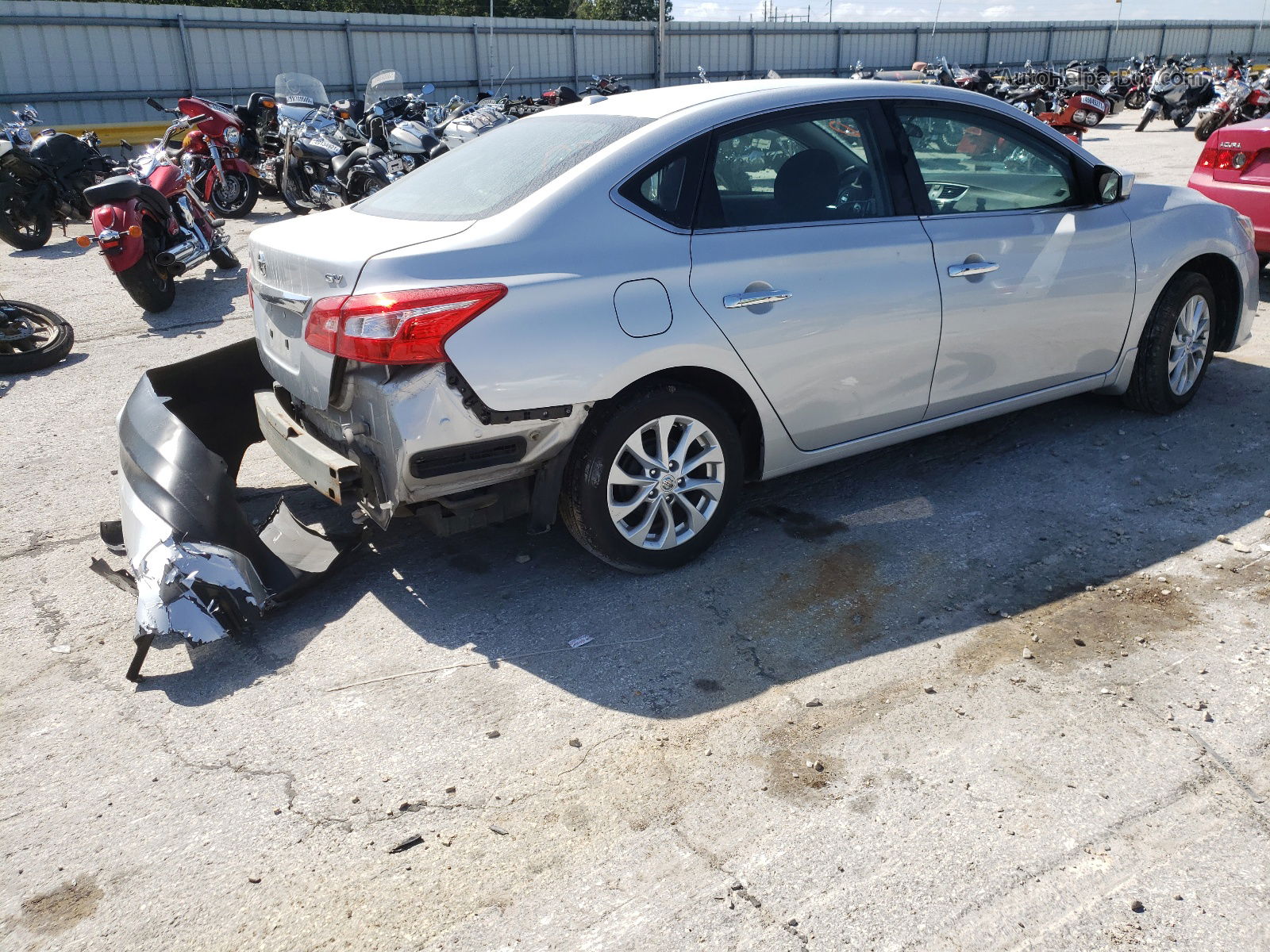 2018 Nissan Sentra S Silver vin: 3N1AB7AP7JY213590