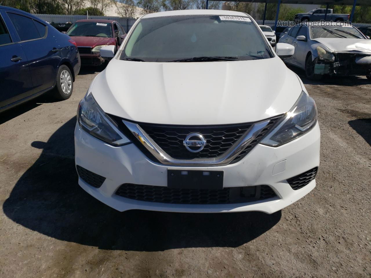 2018 Nissan Sentra S Белый vin: 3N1AB7AP7JY310336