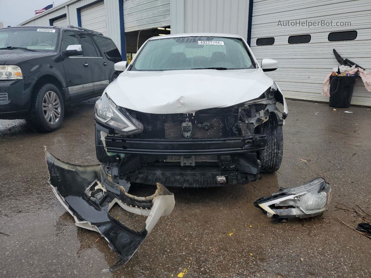 2018 Nissan Sentra S White vin: 3N1AB7AP7JY317416