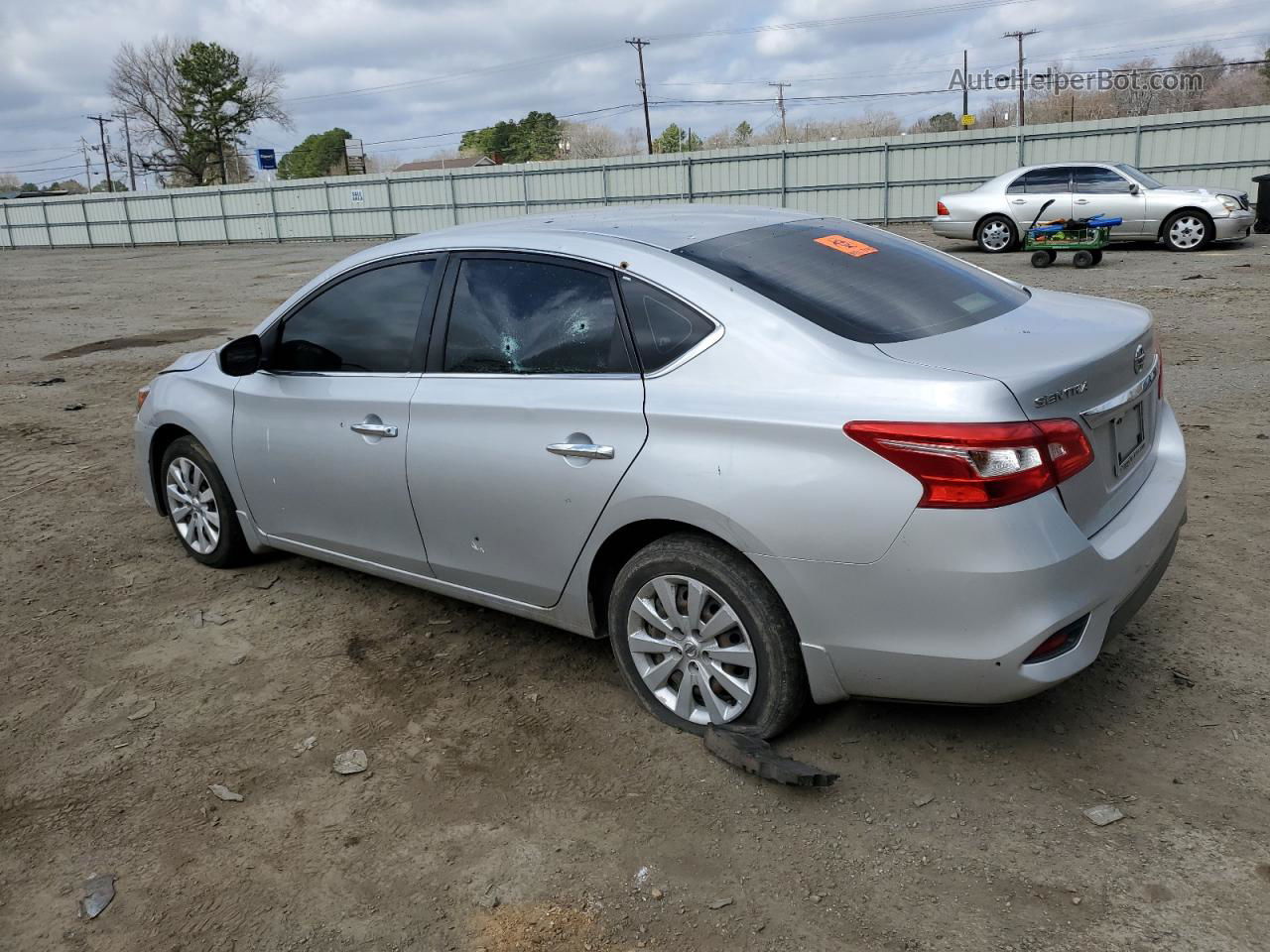 2019 Nissan Sentra S Серебряный vin: 3N1AB7AP7KY337585