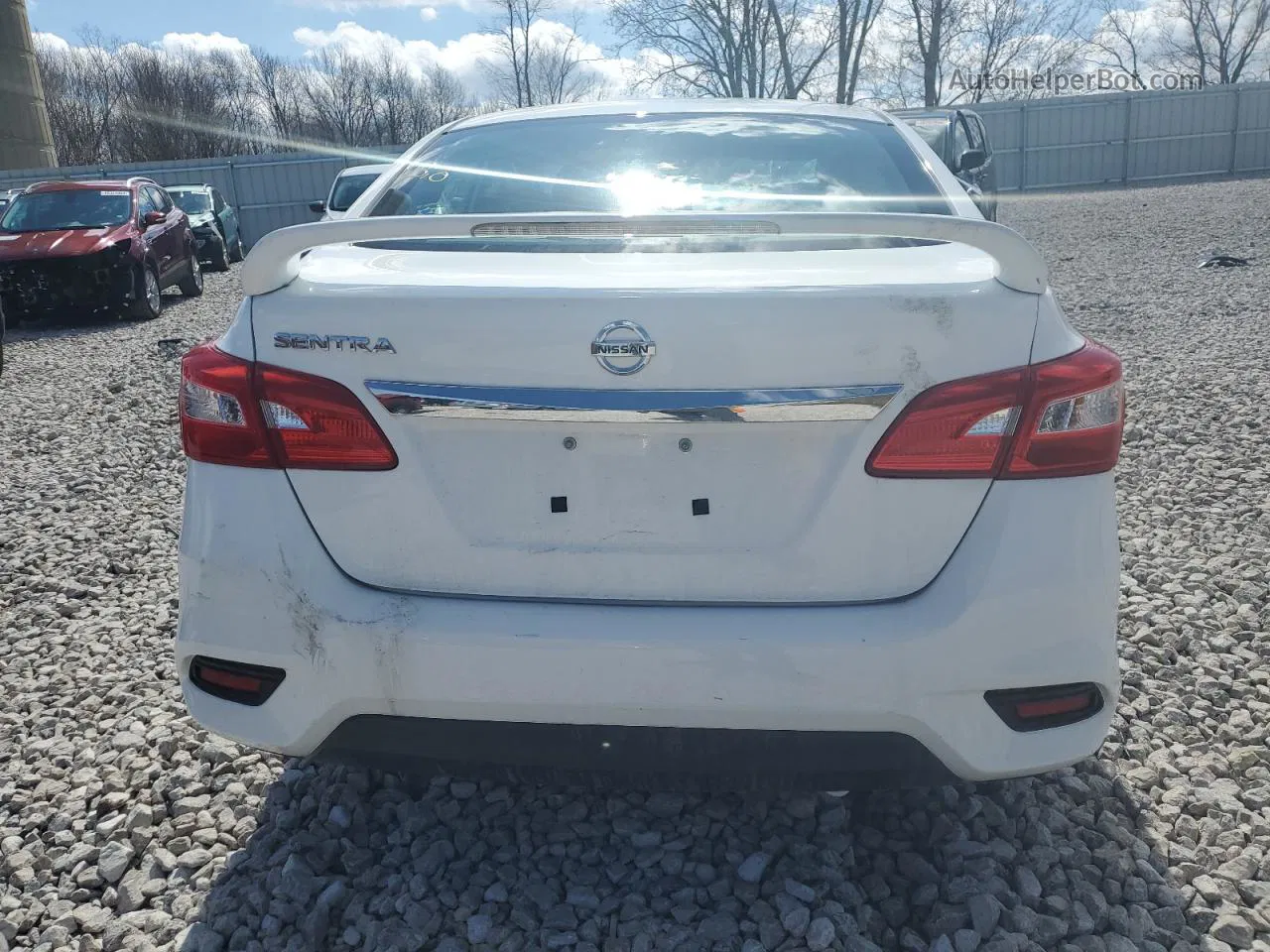 2016 Nissan Sentra S White vin: 3N1AB7AP8GY230746