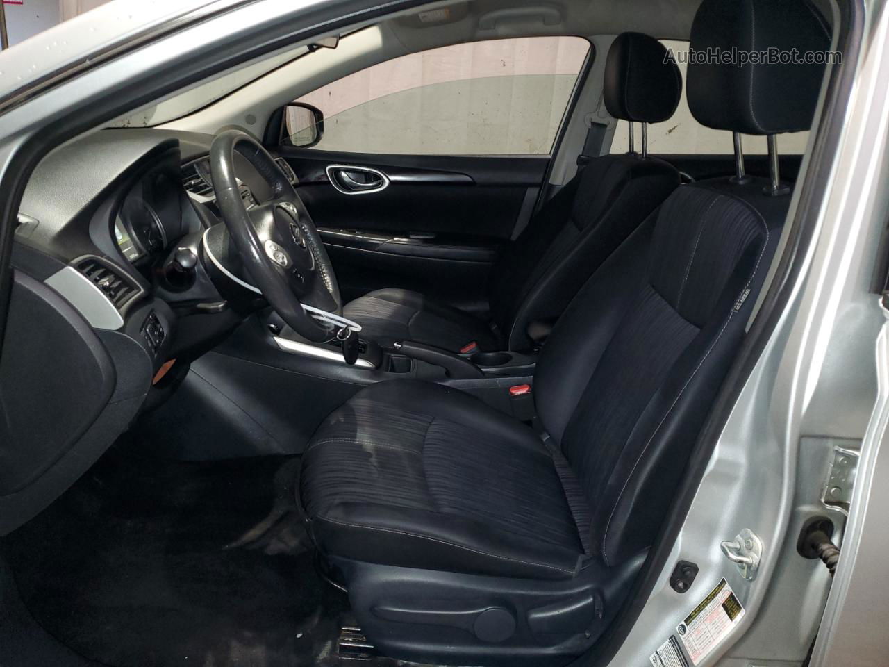 2016 Nissan Sentra S Серебряный vin: 3N1AB7AP9GY211669