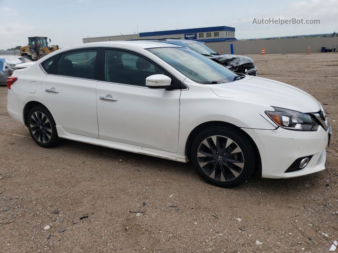 2018 Nissan Sentra S Белый vin: 3N1AB7AP9JY203983