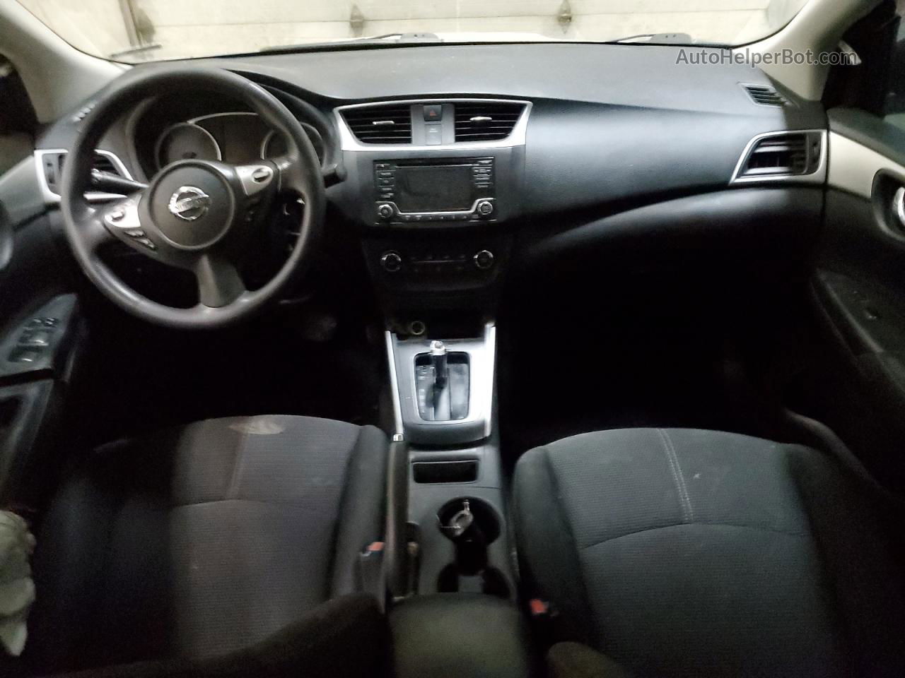 2018 Nissan Sentra S Серебряный vin: 3N1AB7AP9JY251922