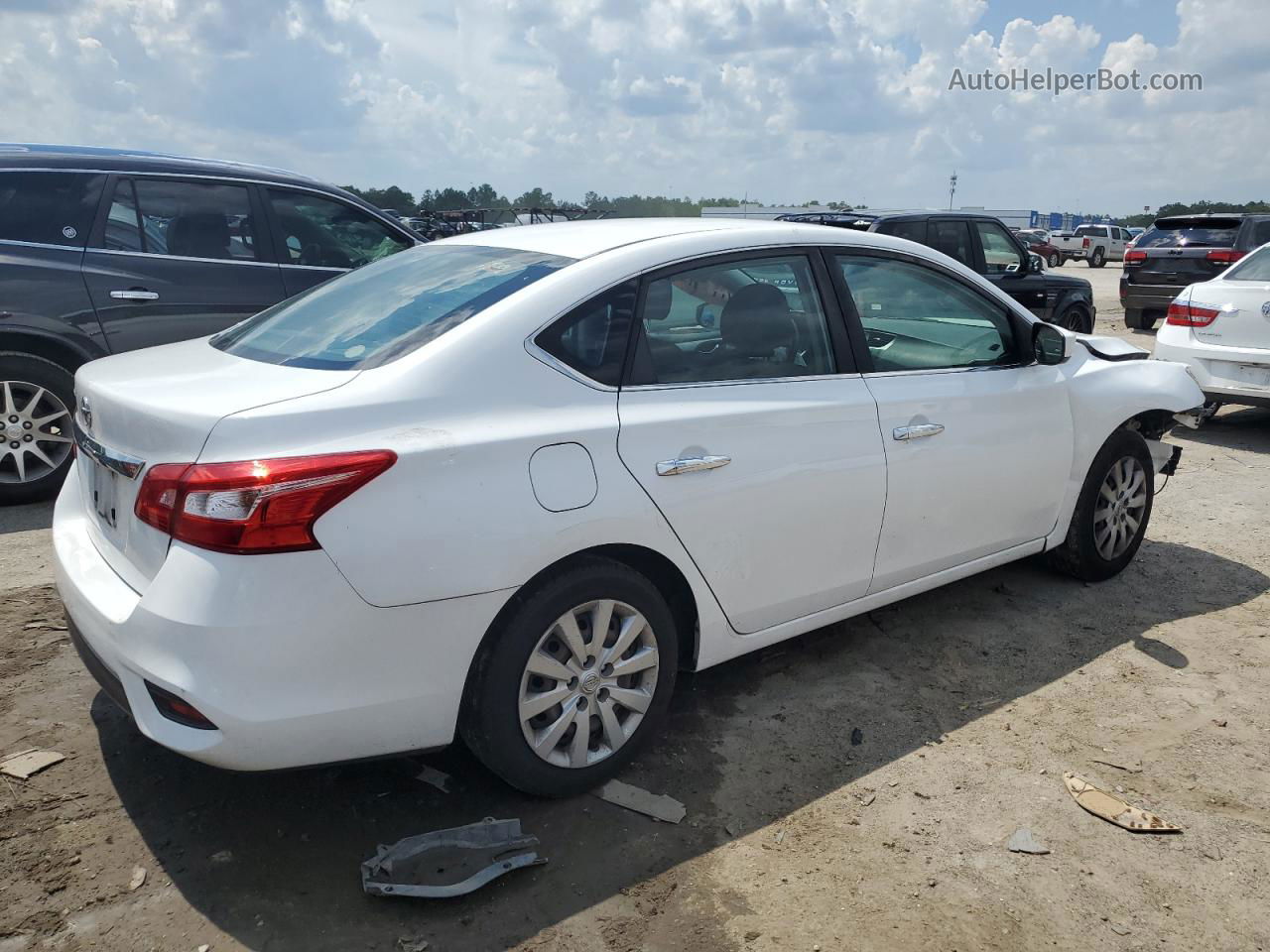 2018 Nissan Sentra S White vin: 3N1AB7AP9JY335528