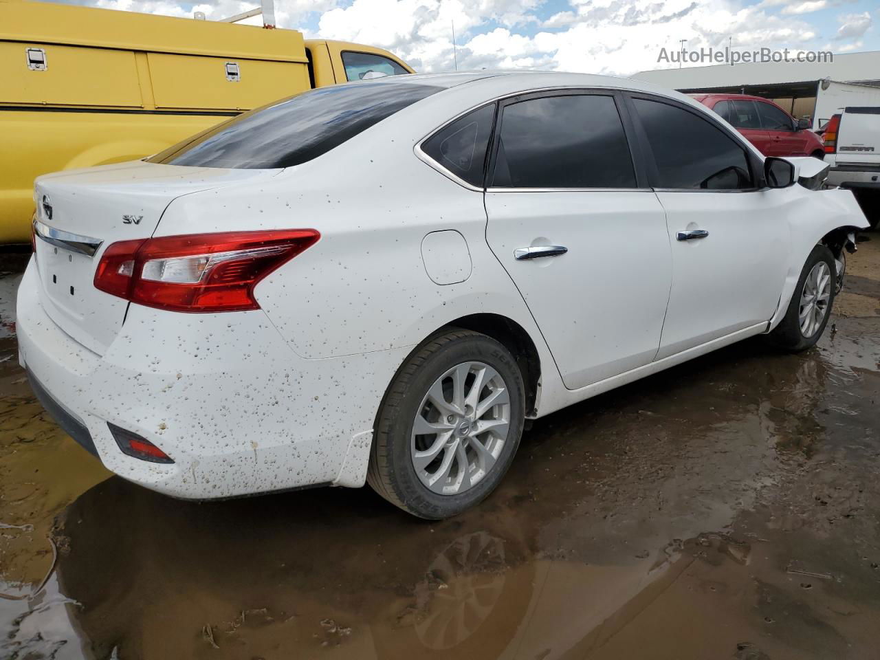 2018 Nissan Sentra S White vin: 3N1AB7APXJL637911