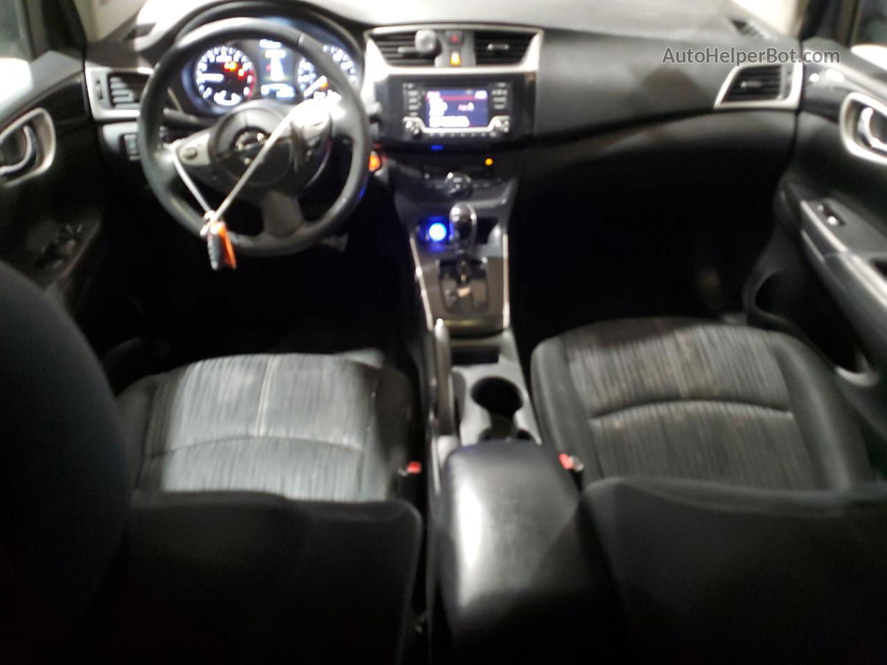 2018 Nissan Sentra S Серебряный vin: 3N1AB7APXJL638153