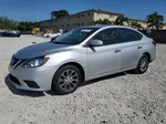 2018 Nissan Sentra S Серебряный vin: 3N1AB7APXJL640307