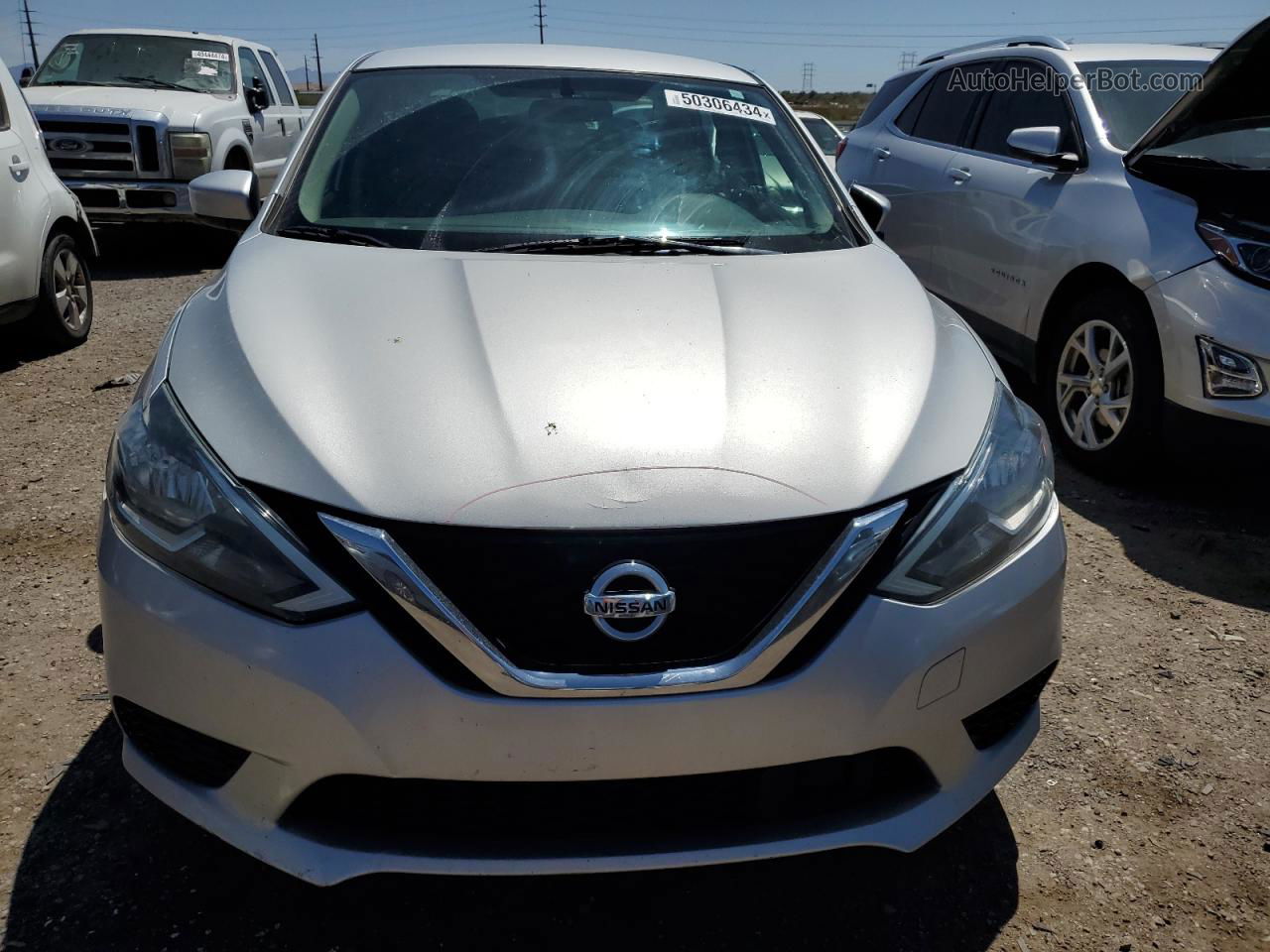 2018 Nissan Sentra S Серебряный vin: 3N1AB7APXJY243876