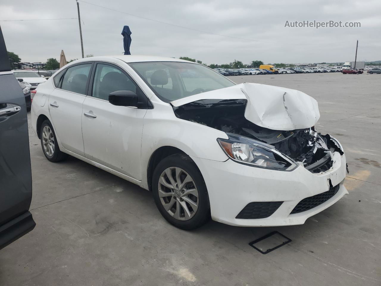 2018 Nissan Sentra S White vin: 3N1AB7APXJY269359